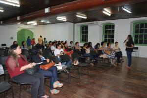 Foto-5_Divulgação_Funac_24112016-Funac-e-Conselho-de-Serviço-Social-realizam-seminário-sobre-medidas-socioeducativas-e-a-atuação-dos-assistentes-sociais (1)