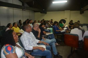 02 Servidores da semiliberdade participam de atividade formativa